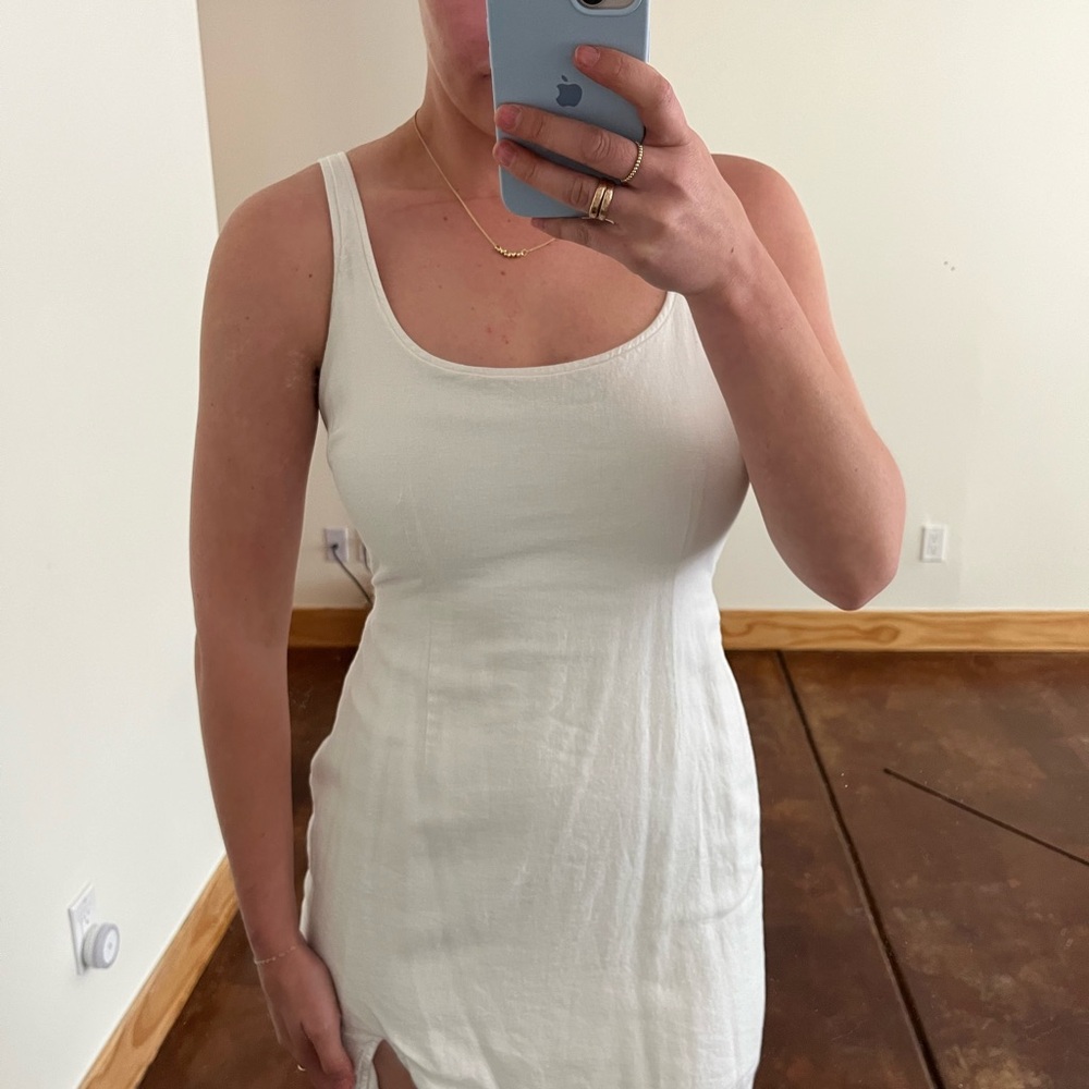 Abercrombie white linen mini dress Size medium